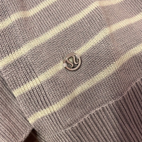 Lavender Lululemon Shawl - Picture 3 of 4